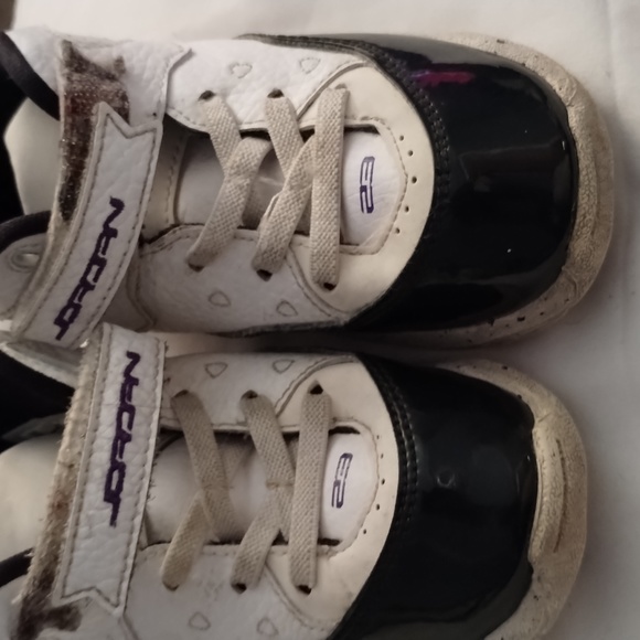 Kids Jordan - Picture 1 of 4